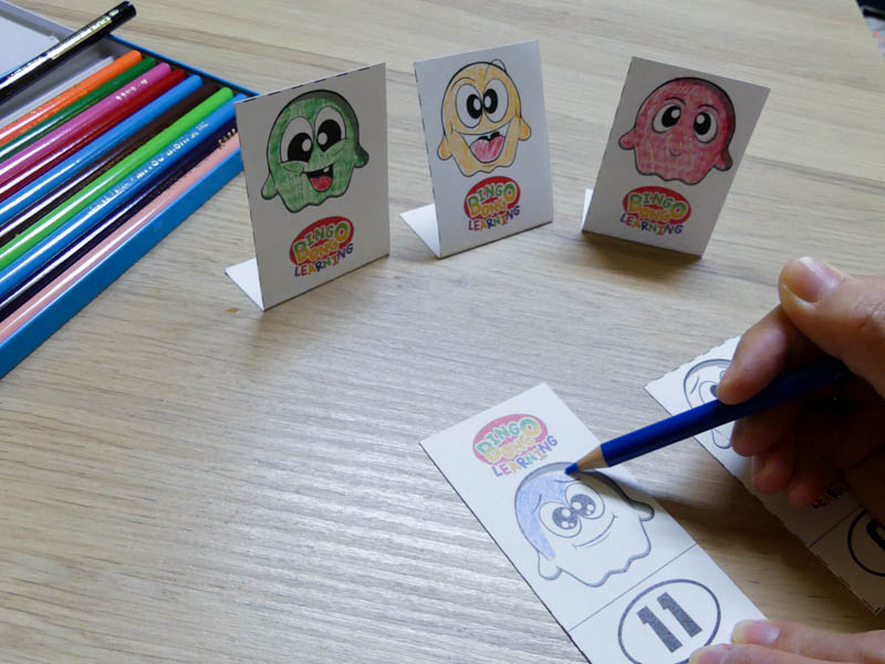 ハロウィン工作おばけ退治シューティングゲーム